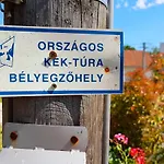 Kuti Vendeghaz Gasthof *