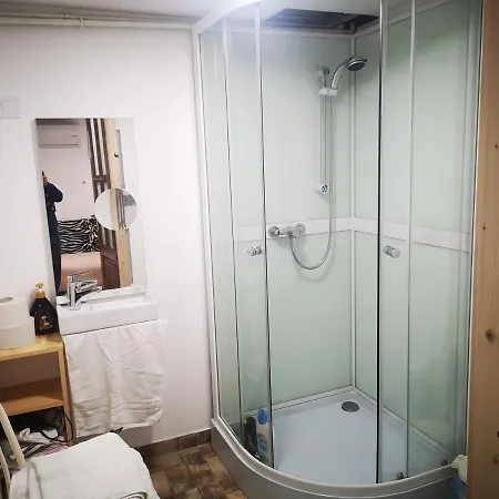 Guest house Kuti Vendeghaz *