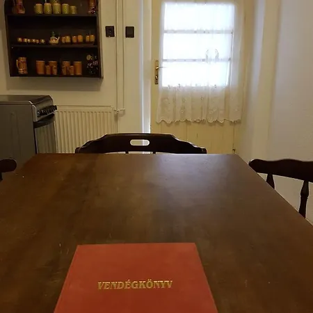 Πανσιόν Kuti Vendeghaz Bakonykuti