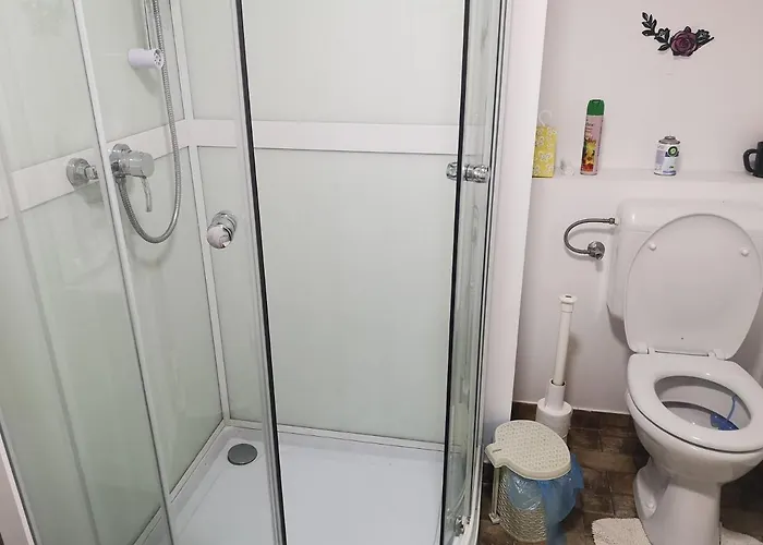 Kuti Vendeghaz * Bakonykuti