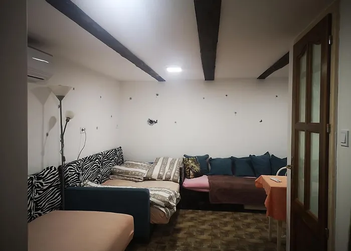 Guest house Kuti Vendeghaz *