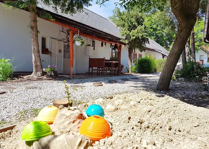 Guest house Kuti Vendeghaz